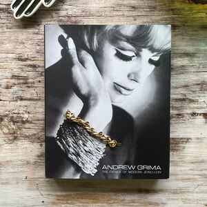 Vintage Monet Signed Cable Chain Link Bracelet Gold Tone